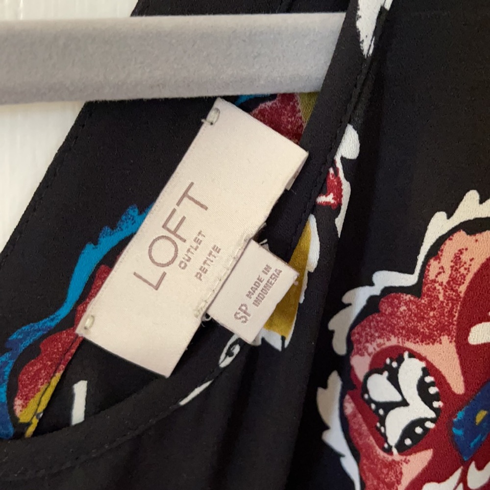 Loft patterned top - Picture 3 of 3